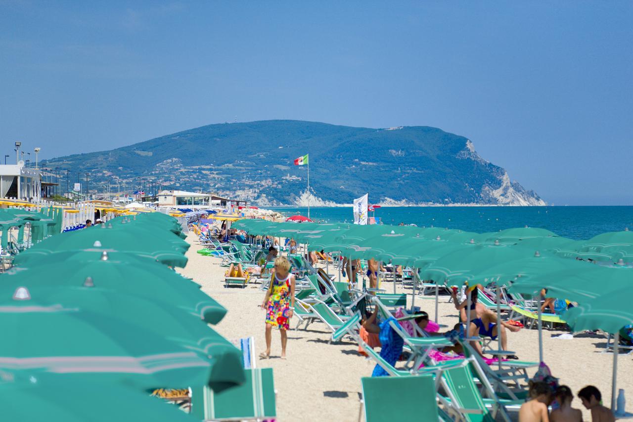 Villaggio Turistico Internazionale Porto Recanati Eksteriør billede